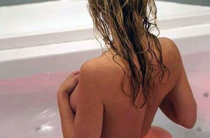 FOTO/ Zhvishet Olta Gixhari, tregon lepurushin