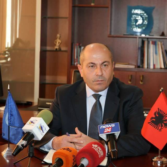 OSMAN STAFA/ “Fjalët magjike” të Edi Ramës, “gjobë” për “mirëmëngjesi”,”konfiskim” për “mirëdita” dhe “burg” për “mirëmbrëma”