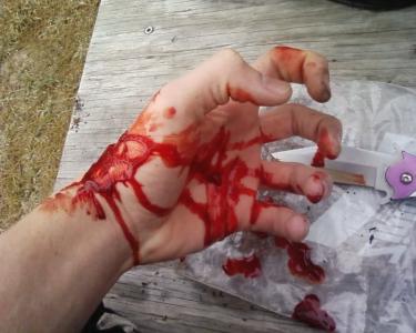 Krim i tmerrshëm, burri masakron 14 anëtarët e familjes e më pas vetëvritet. Mes viktimave 7 fëmijë