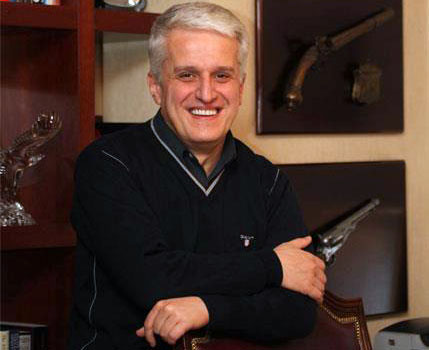 Pandeli Majko bëhet “kosovar”