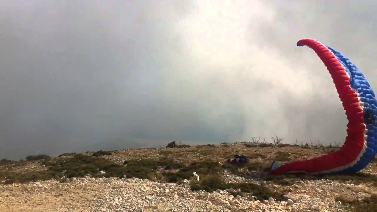 Rrëzohet parashutisti belg në Mborje