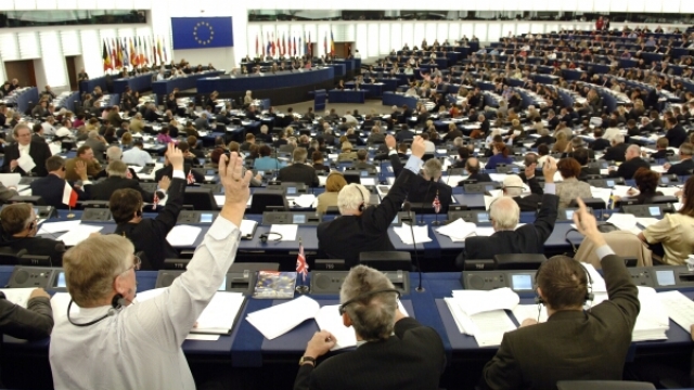 Parlamenti Europian, mbledhja e parë pa Britaninë, ja reagimi
