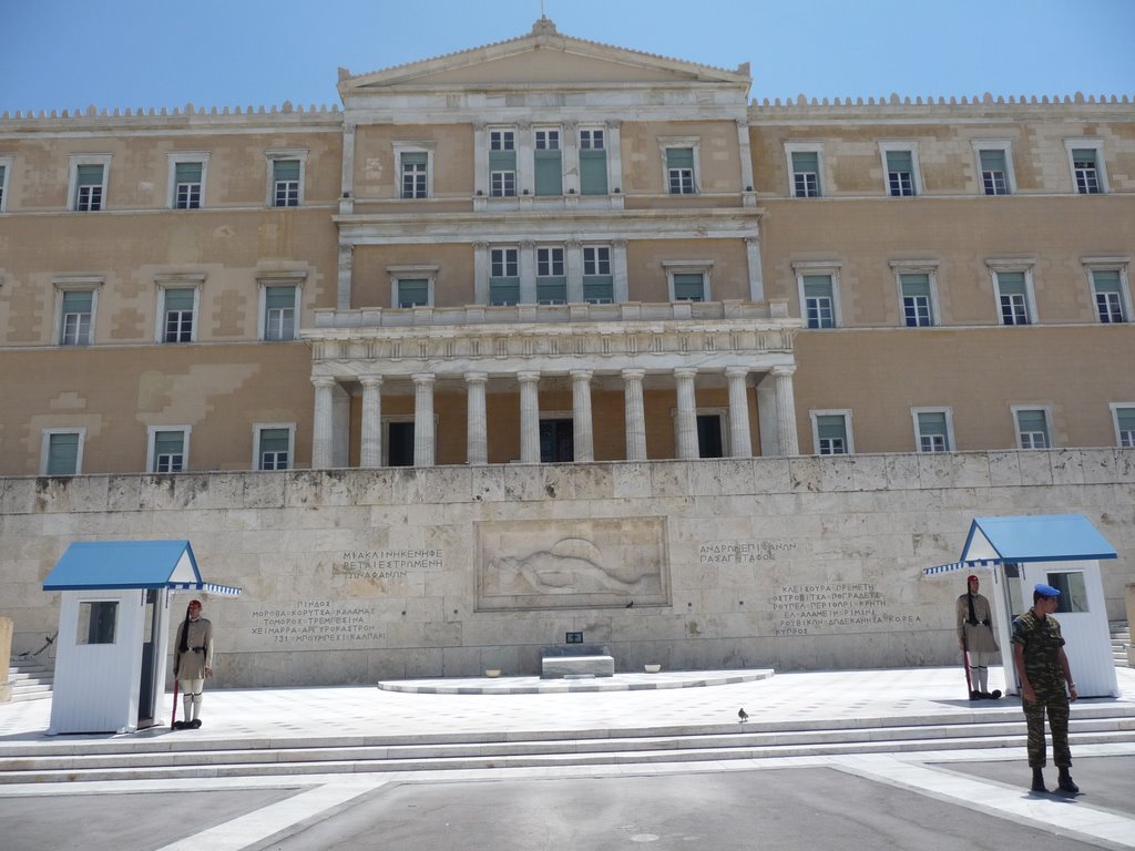 Parlamenti grek miraton sot masat shtrënguese