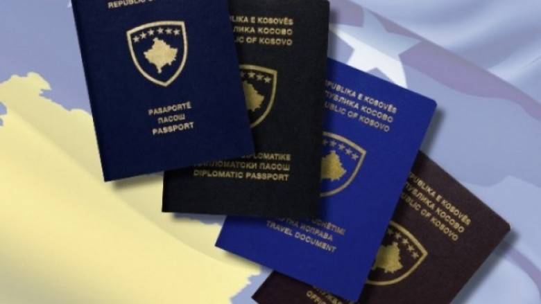 Komisioni Europian propozon heqjen e vizave për Kosovën