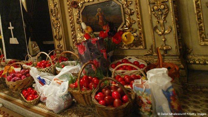 Pashkët, besimtarët ortodoksë në festë