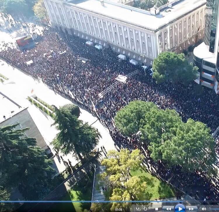 DO RRETHOHET PARLAMENTI/PD vendos protesta masive me 17 dhe 21 dhjetor