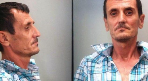 Arrestohet pedofili shqiptar, joshte fëmijët në këndet e lojërave në Greqi