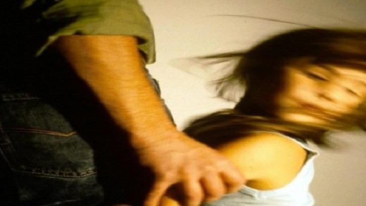 Tiranë, përdhunohet një vajzë e mitur, pranga 21-vjeçarit