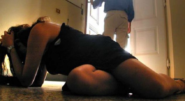 SHOKUESE/ Itali, babai dhe gjyshi abuzojnë seksualisht me vajzën 16-vjeçare