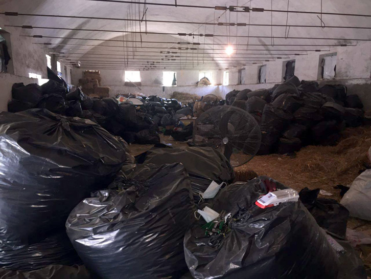 EMRAT/ Përmet, arrestohen dy pronarët e magazinës dhe kryeplaku i fshatit për 12 ton kanabis