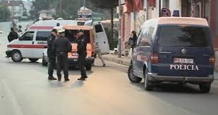 Dy të vrarë, një i plagosur në mes të Tiranës