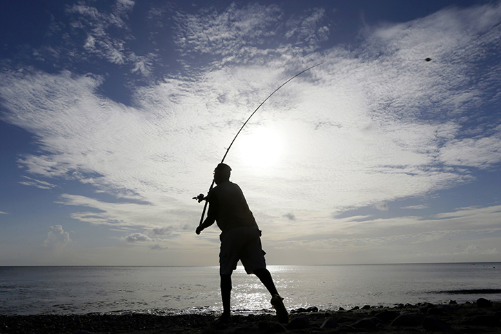 Devoll, grepi “peshkon” telat e tensionit të lartë, humbet jetën peshkatari 37-vjeçar