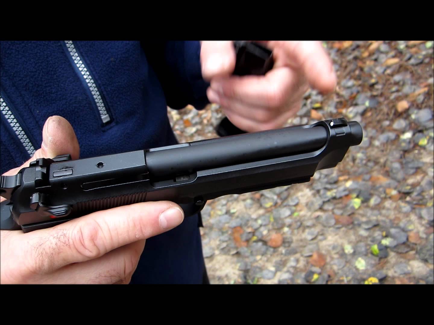 Tiranë, grinden për makinën me qera, plagoset me armë një person