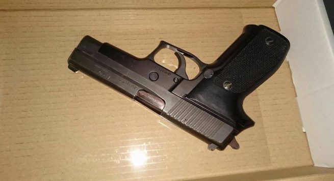 Sherr dhe plumba gjatë mesnatës në Tiranë