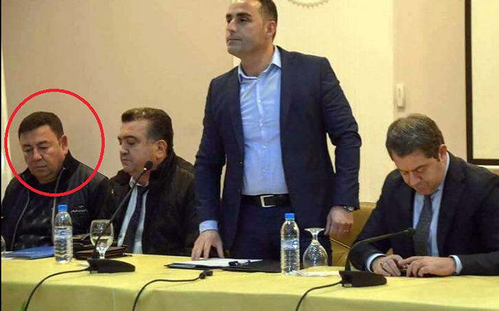 FOTO/ Prishen pazaret edhe LSI – PDIU, drejtori i akuzuar për korrupsion konvertohet në “çam”
