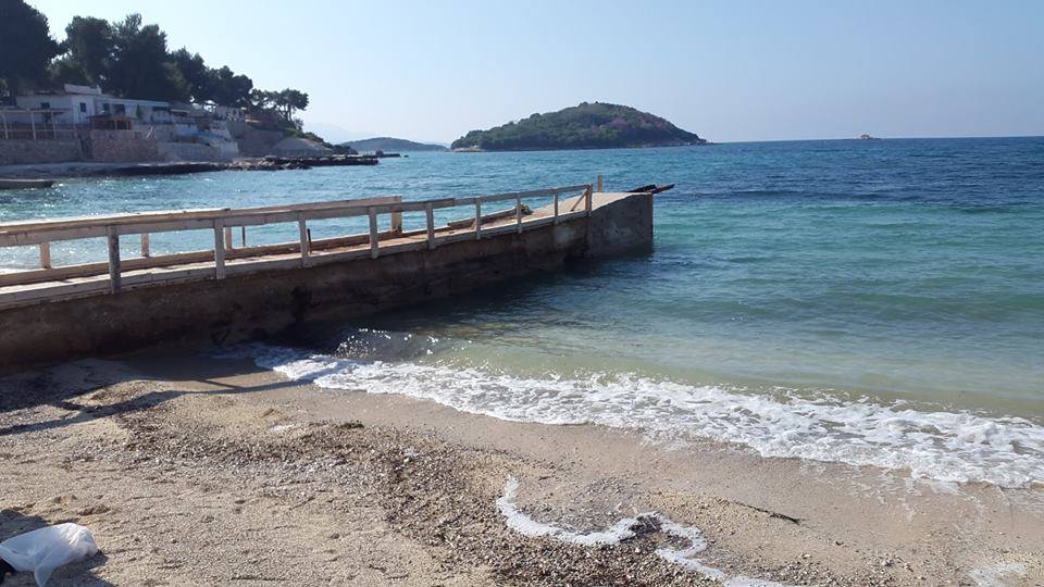 FOTO/Betoni kafshon edhe plazhet e Ksamilit!