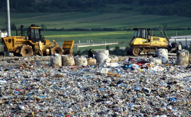 Edi Rama ka futur në xhep 4 milionë euro ryshfet për importin e plehrave