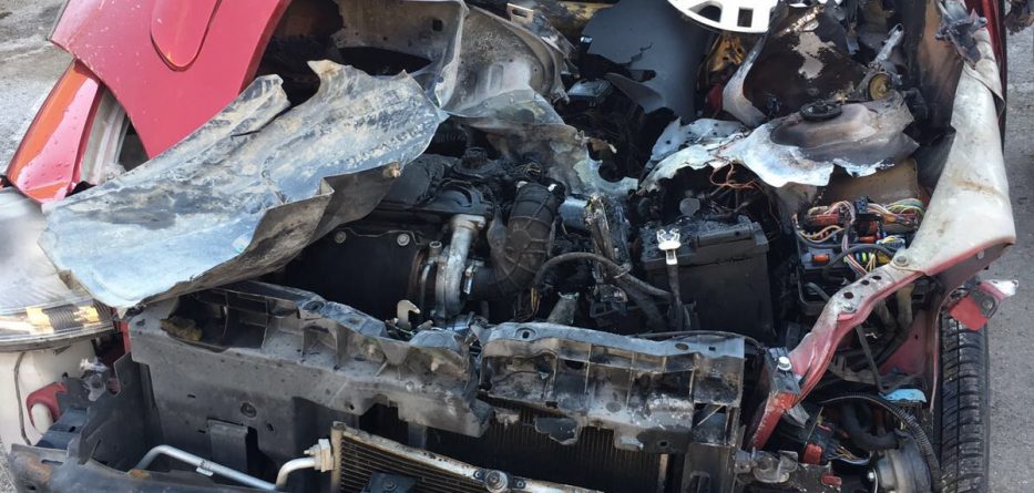 Pogradec, eksploziv ndaj bashkëshortëve, ja pistat e hetimit