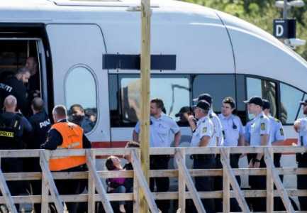 Arrestohet shqiptari, përdhunoi 54 vjeçarën gjermane në tualetin e trenit