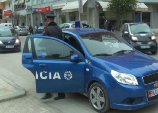 Kavajë, nusja 16-vjeçare “mat forcat” fizikisht me vjehrrën 58-vjeçare