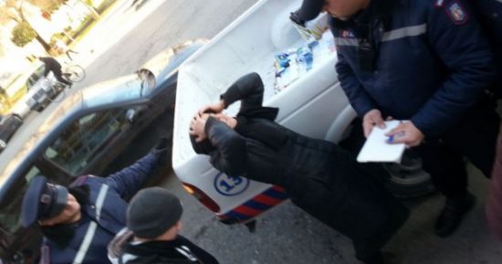VIDEO/ Policia Bashkiake dhunon bojaxhiun tek Tajvani