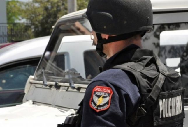 Arrestohet në portin e Durrësit Bujar Aga, organizoi vrasjen e bosit kriminal “Baldassarre”