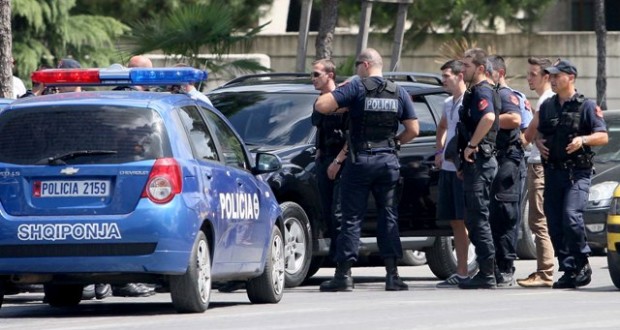 Aksioni i Policisë së Shtetit, 83 persona përfundojnë në pranga, për disa vepra penale