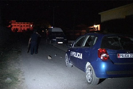 Shkodër, krim në familje, burri ther gruan me thikë