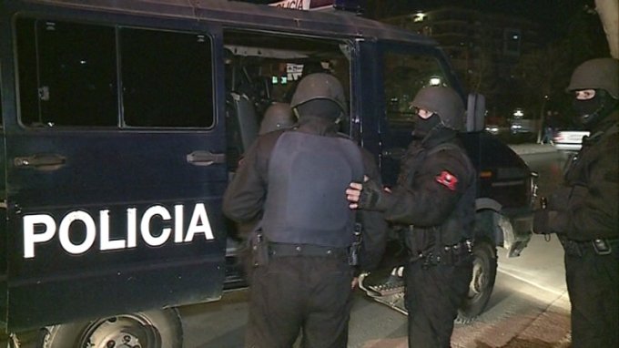 Lumë gjaku në Elbasan, 3 të vrarë dhe 4 të plagosur