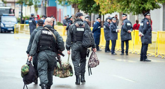 SHQIPËRI – IZRAEL/  Kontrolle me qen antieksploziv në “Elbasan Arena”