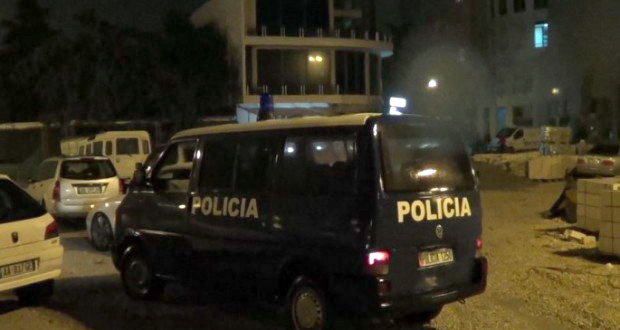 EMRI/ Vritet me armë zjarri në hyrje të fshatit 47-vjeçari