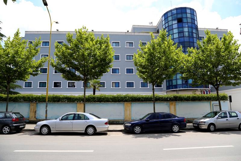 Zbardhen motivet e shkarkimit të kryepolicit të Kavajës