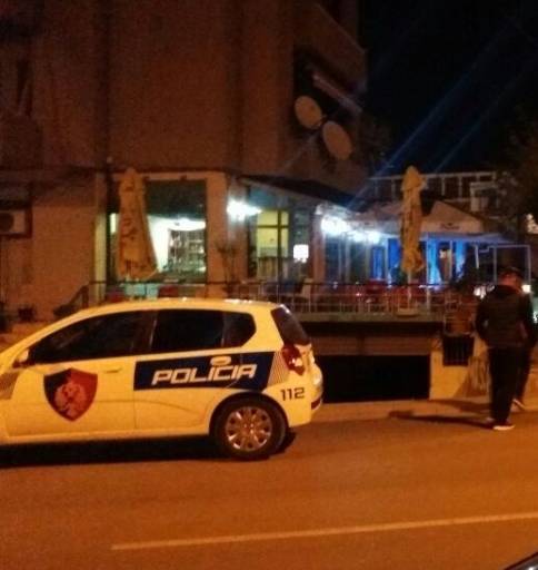 Përleshje me thika në Vlorë