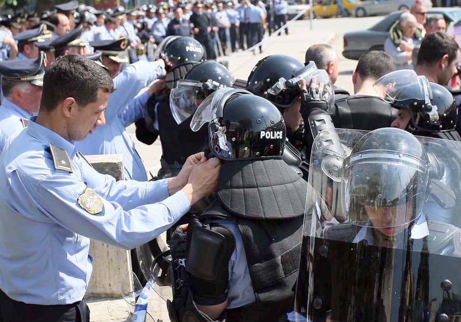 Zgjedhjet, policët nga sot 12 orë shërbim në ditë, për pagesën shtesë nuk thuhet ende asgjë