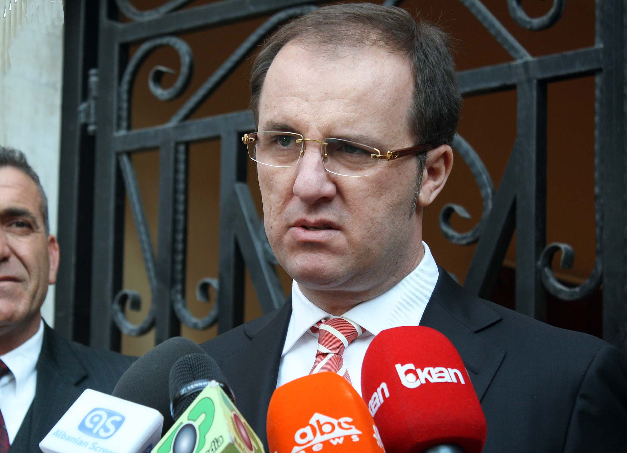 Dritan Prifti flet pas dëshmisë në polici, batutat për LSI-në dhe Ilir Metën…