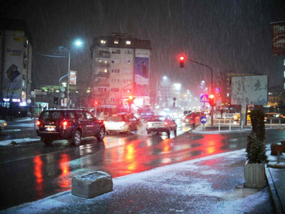 Prishtina mbulohet nga bora