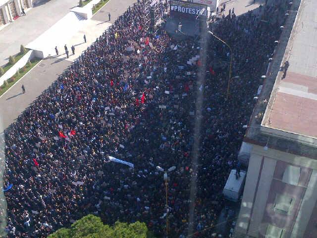 AMA bllokon njoftimin e protestës së opozitës