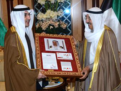 Emiri i Kuvajtit në një pullë postare shqiptare