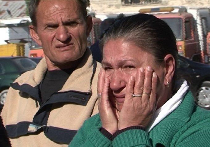 Erion Veliaj flak në rrugë 100 punonjës të pastrim-gjelbërimit