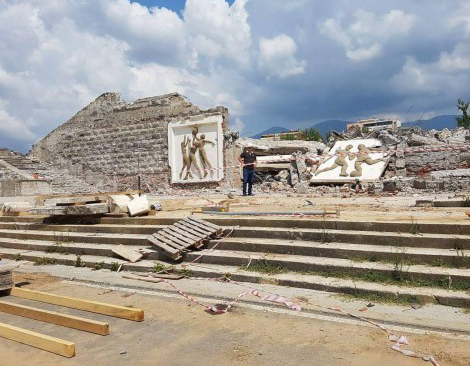 SHËNIM/ Artanët, Lame e Shkreli për shkurret e gardhit të Presidencës “bënë namin”, për prishjen e fasadës së “Qemal Stafës” ikin me pushime