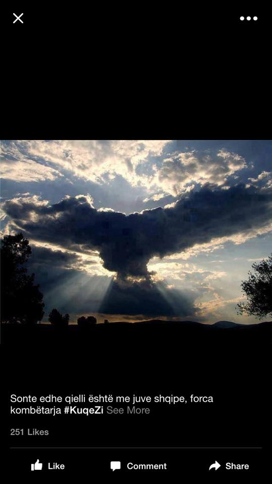 FOTO LAJM/ Edhe retë në qiell marrin formën e shqiponjës