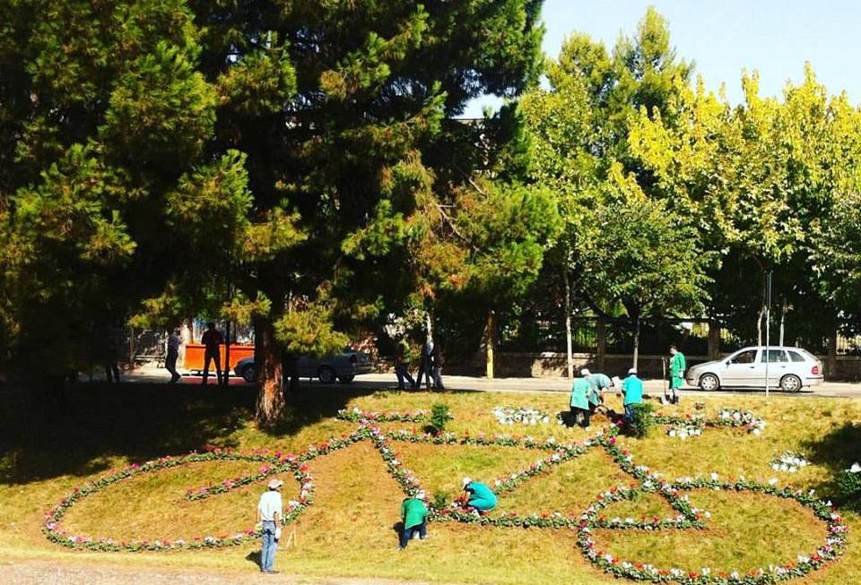 Bashkia: Ra niveli i gazrave. Qytetarët: Morëm më shumë karbon se cdo ditë tjetër