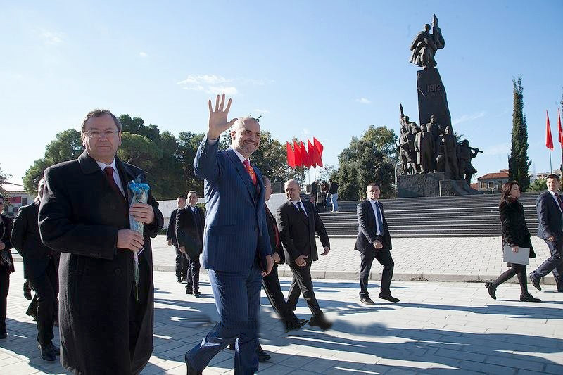 Policia dështon edhe në propagandën antikanabis, Rama gati të përfshi deputetët në luftën mediatike