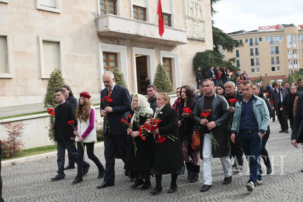 Rama, zbulohet mashtrimi zyrtar për viktimat e 21 janarit. Ja qëndrimet e tij të panjohura më parë edhe për Gërdecin