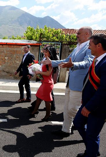 “Mirësevini në Tritolistan”