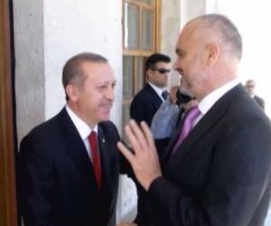 Blushi kundër Erdoganit, Qeveria të refuzojë luftën ndaj Gylenit