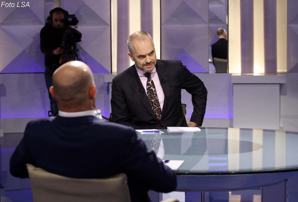 Rama ia kthen Fevziut: Je kokrra e gënjeshtarit