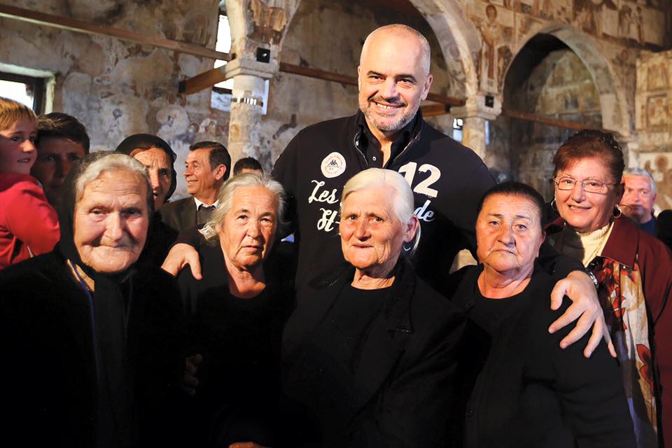 Edi Rama u kujton socialistëve se po plaket: Ma leni partinë dhe pak vite