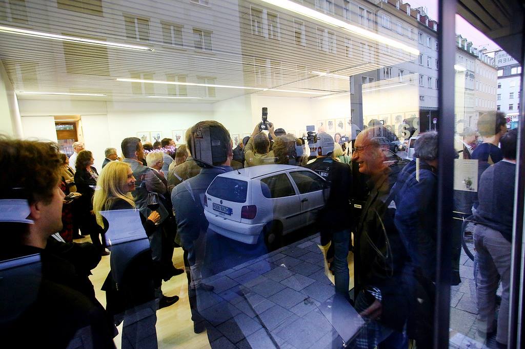 FOTO/ Në Gjermani të gjithë qeshin me shakatë “plot kripë” të Ramës…, përveç ministrit dhe ambasadorit