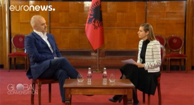 Rama në “Euronews”, vlerëson qeverinë Berisha dhe Nano